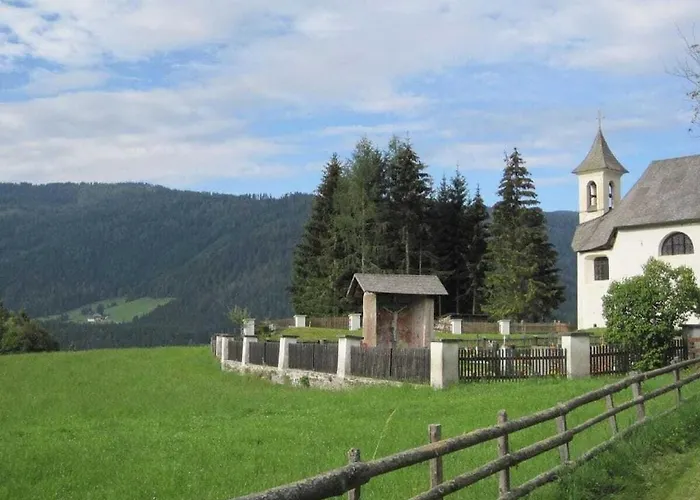 Feriehus Berg Castle Kloesterle *